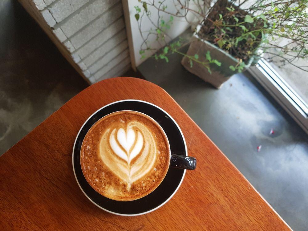 Hongdae Yeonnam Cafe (10% Off)